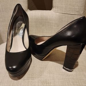 Michael Kors Jetset 6 Sabrina Heel - Black leather with croc print - size 9